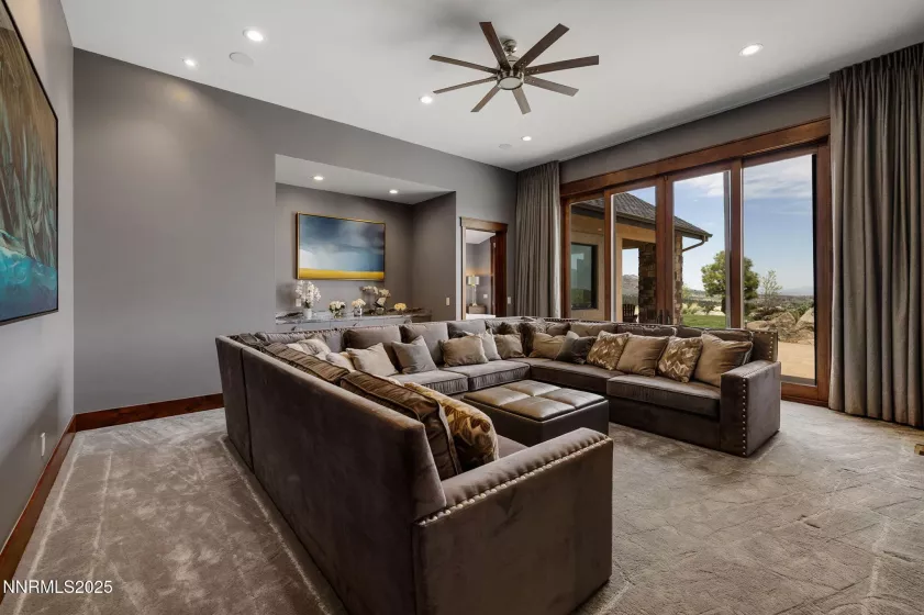 29 Bennington, Reno, Nevada 89511, 3 Bedrooms Bedrooms, ,4 BathroomsBathrooms,Residential,Residential,Bennington,250050676