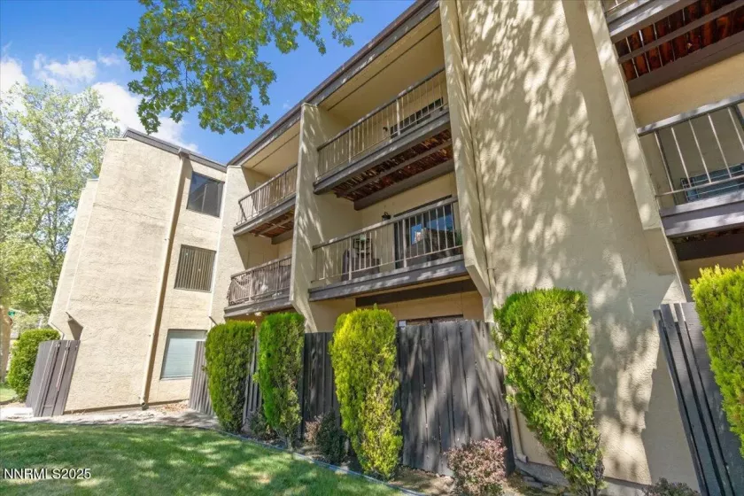 2450 Lymbery, Reno, Nevada 89509, ,1 BathroomBathrooms,Residential,Residential,Lymbery,250050679