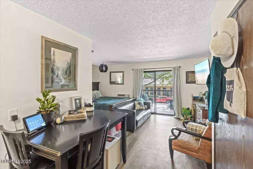 2450 Lymbery, Reno, Nevada 89509, ,1 BathroomBathrooms,Residential,Residential,Lymbery,250050679