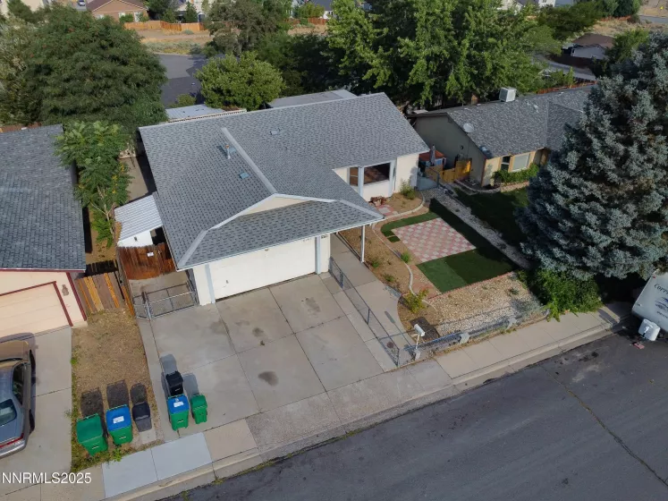 8581 Corrigan, Reno, Nevada 89506, 3 Bedrooms Bedrooms, ,2 BathroomsBathrooms,Residential Lease,Manufactured,Corrigan,250050685