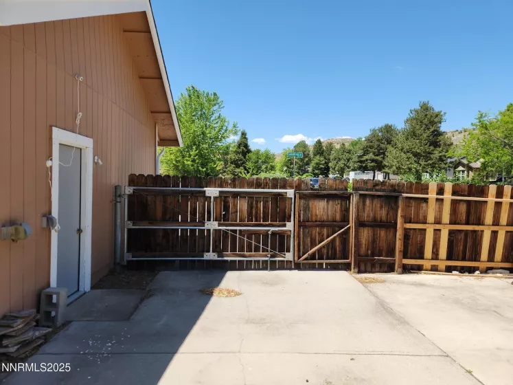 285 Lemming, Reno, Nevada 89523, 3 Bedrooms Bedrooms, ,3 BathroomsBathrooms,Residential,Residential,Lemming,250050684
