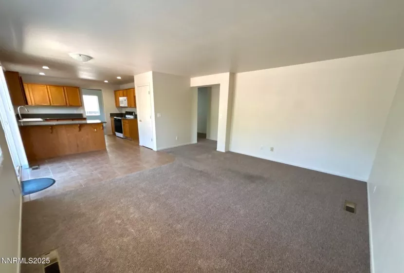 5153 Lorenzo, Sparks, Nevada 89436, 4 Bedrooms Bedrooms, ,3 BathroomsBathrooms,Residential Lease,Manufactured,Lorenzo,250050690