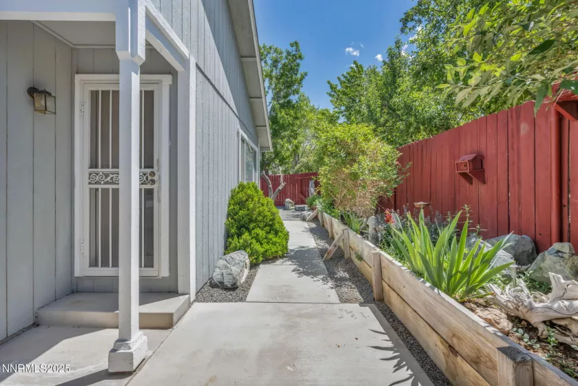 616 Boulder, Dayton, Nevada 89403, 4 Bedrooms Bedrooms, ,3 BathroomsBathrooms,Residential,Residential,Boulder,250050693