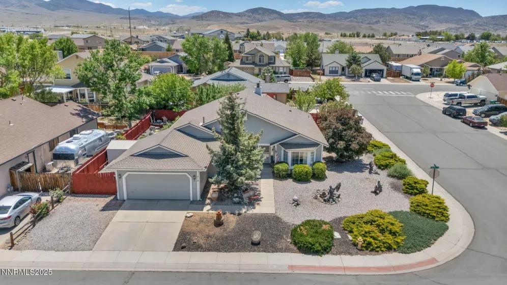 616 Boulder, Dayton, Nevada 89403, 4 Bedrooms Bedrooms, ,3 BathroomsBathrooms,Residential,Residential,Boulder,250050693