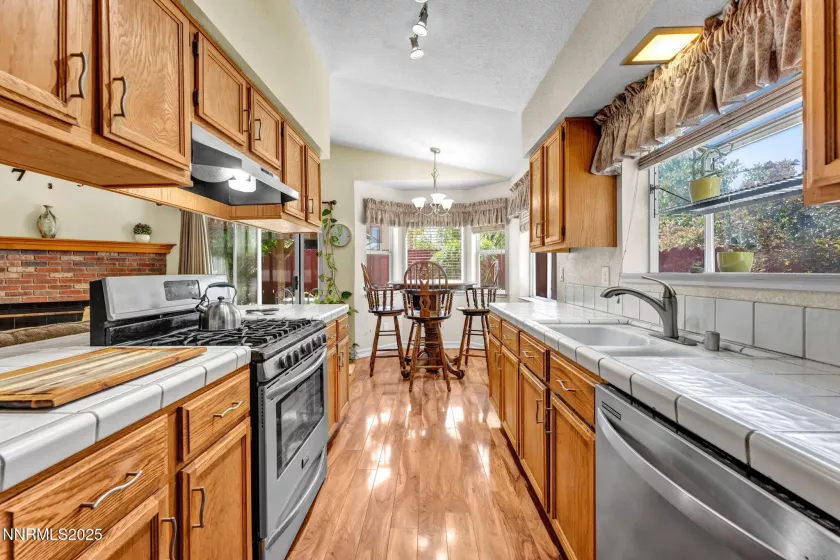 616 Boulder, Dayton, Nevada 89403, 4 Bedrooms Bedrooms, ,3 BathroomsBathrooms,Residential,Residential,Boulder,250050693