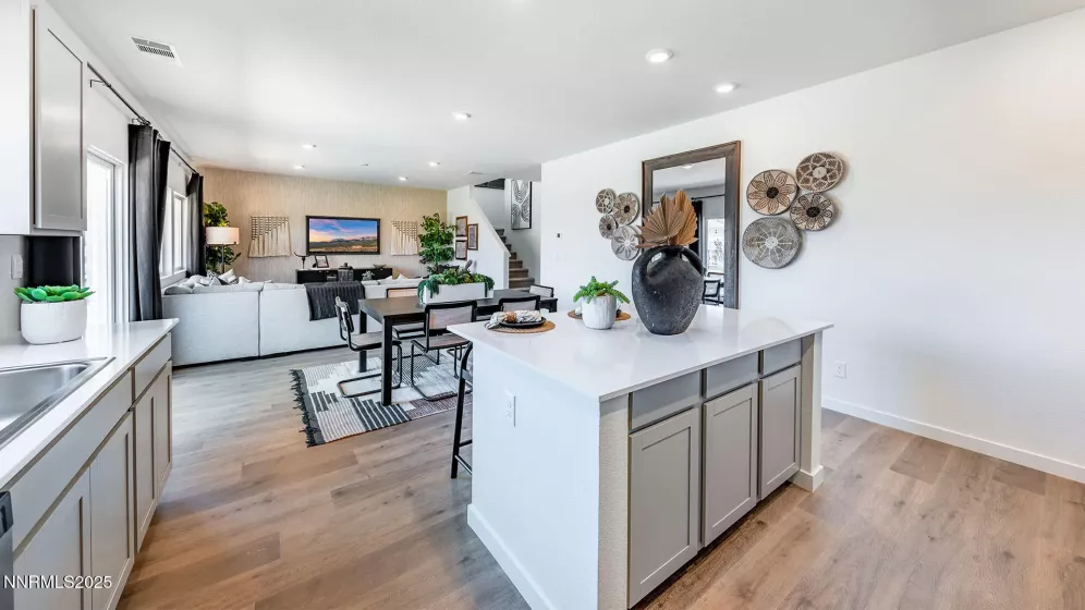 711 Silver Canoe, Reno, Nevada 89506, 4 Bedrooms Bedrooms, ,3 BathroomsBathrooms,Residential,Residential,Silver Canoe,250050699