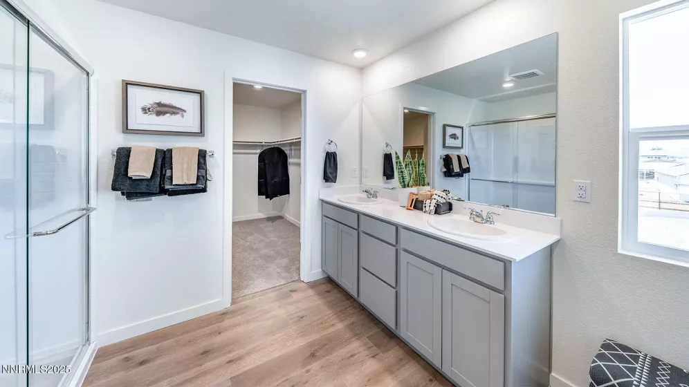 711 Silver Canoe, Reno, Nevada 89506, 4 Bedrooms Bedrooms, ,3 BathroomsBathrooms,Residential,Residential,Silver Canoe,250050699