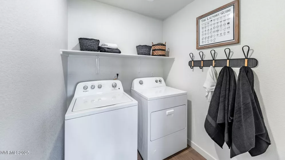 711 Silver Canoe, Reno, Nevada 89506, 4 Bedrooms Bedrooms, ,3 BathroomsBathrooms,Residential,Residential,Silver Canoe,250050699