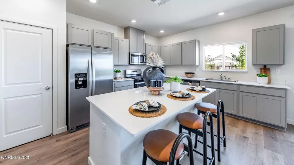711 Silver Canoe, Reno, Nevada 89506, 4 Bedrooms Bedrooms, ,3 BathroomsBathrooms,Residential,Residential,Silver Canoe,250050699