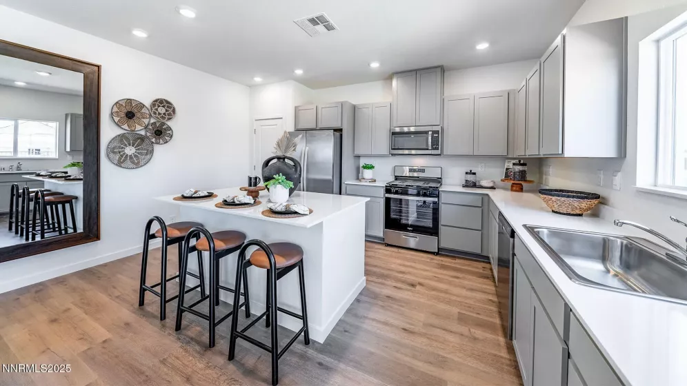 711 Silver Canoe, Reno, Nevada 89506, 4 Bedrooms Bedrooms, ,3 BathroomsBathrooms,Residential,Residential,Silver Canoe,250050699
