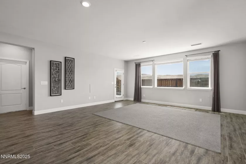 6177 Cotton Rosser, Sparks, Nevada 89436, 3 Bedrooms Bedrooms, ,2 BathroomsBathrooms,Residential,Residential,Cotton Rosser,250050711