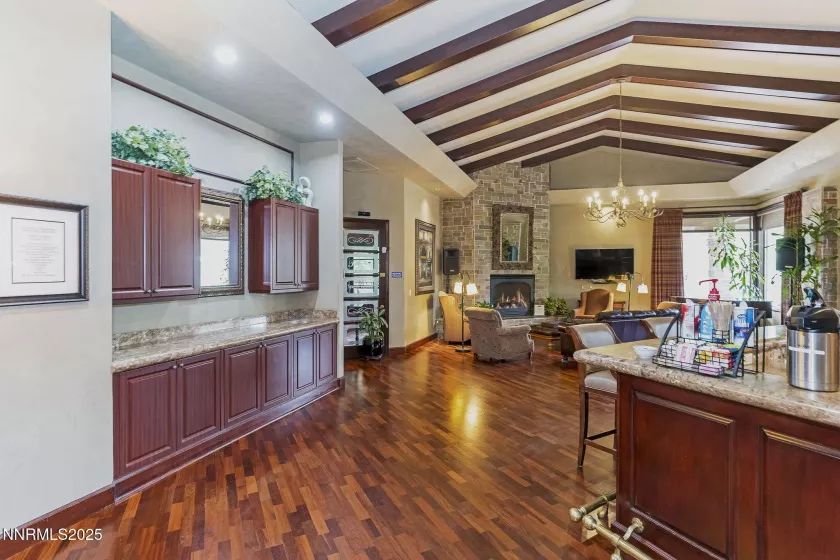 900 Meadows, Reno, Nevada 89521, 1 Bedroom Bedrooms, ,1 BathroomBathrooms,Residential,Residential,Meadows,250050713