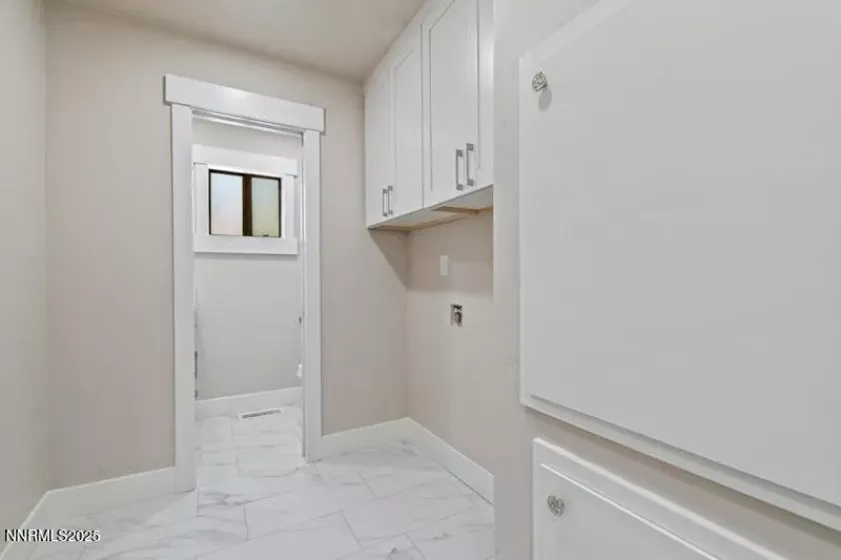 2080 Del Rio, Reno, Nevada 89509, 4 Bedrooms Bedrooms, ,4 BathroomsBathrooms,Residential,Residential,Del Rio,250050633
