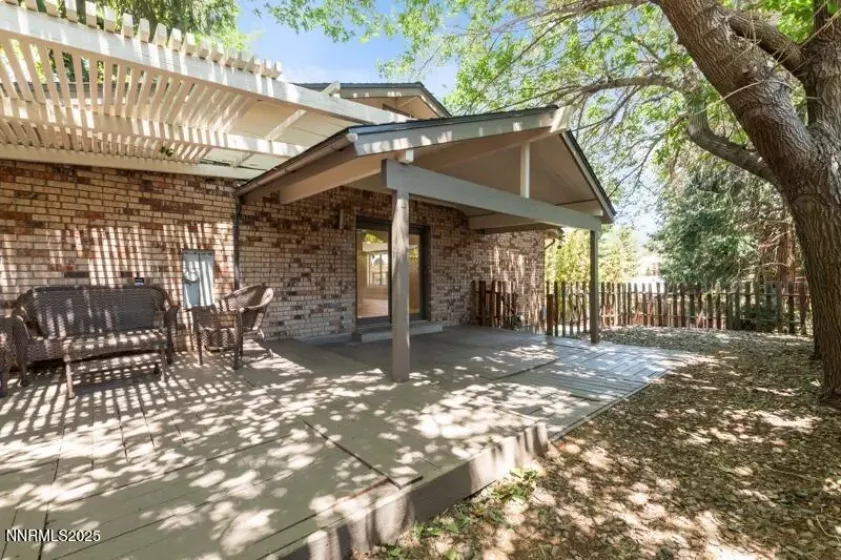 2080 Del Rio, Reno, Nevada 89509, 4 Bedrooms Bedrooms, ,4 BathroomsBathrooms,Residential,Residential,Del Rio,250050633