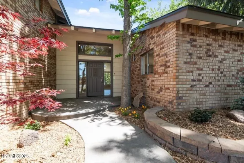 2080 Del Rio, Reno, Nevada 89509, 4 Bedrooms Bedrooms, ,4 BathroomsBathrooms,Residential,Residential,Del Rio,250050633