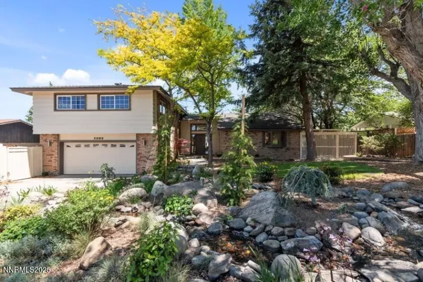 2080 Del Rio, Reno, Nevada 89509, 4 Bedrooms Bedrooms, ,4 BathroomsBathrooms,Residential,Residential,Del Rio,250050633