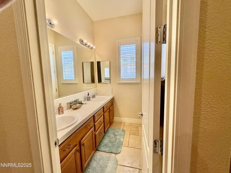 4374 Descent, Sparks, Nevada 89436, 3 Bedrooms Bedrooms, ,3 BathroomsBathrooms,Residential,Residential,Descent,250050645