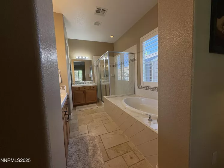 4374 Descent, Sparks, Nevada 89436, 3 Bedrooms Bedrooms, ,3 BathroomsBathrooms,Residential,Residential,Descent,250050645