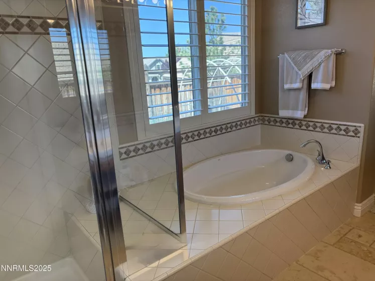 4374 Descent, Sparks, Nevada 89436, 3 Bedrooms Bedrooms, ,3 BathroomsBathrooms,Residential,Residential,Descent,250050645
