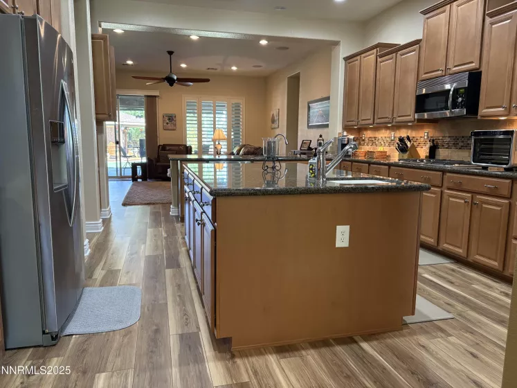 4374 Descent, Sparks, Nevada 89436, 3 Bedrooms Bedrooms, ,3 BathroomsBathrooms,Residential,Residential,Descent,250050645