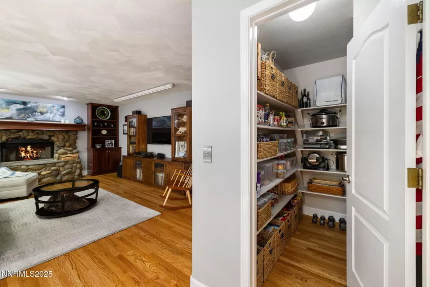 2353 Queen Anne, Reno, Nevada 89509, 4 Bedrooms Bedrooms, ,3 BathroomsBathrooms,Residential,Residential,Queen Anne,250050653