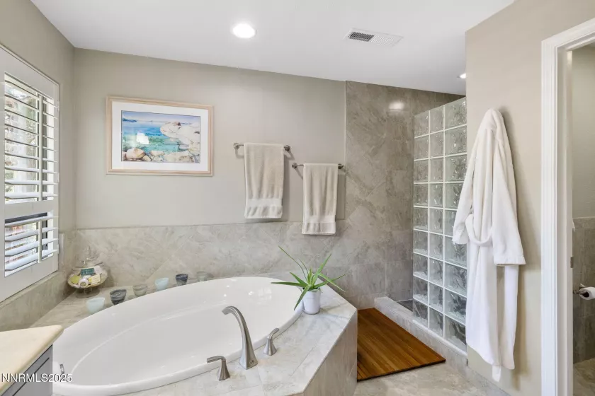 2353 Queen Anne, Reno, Nevada 89509, 4 Bedrooms Bedrooms, ,3 BathroomsBathrooms,Residential,Residential,Queen Anne,250050653
