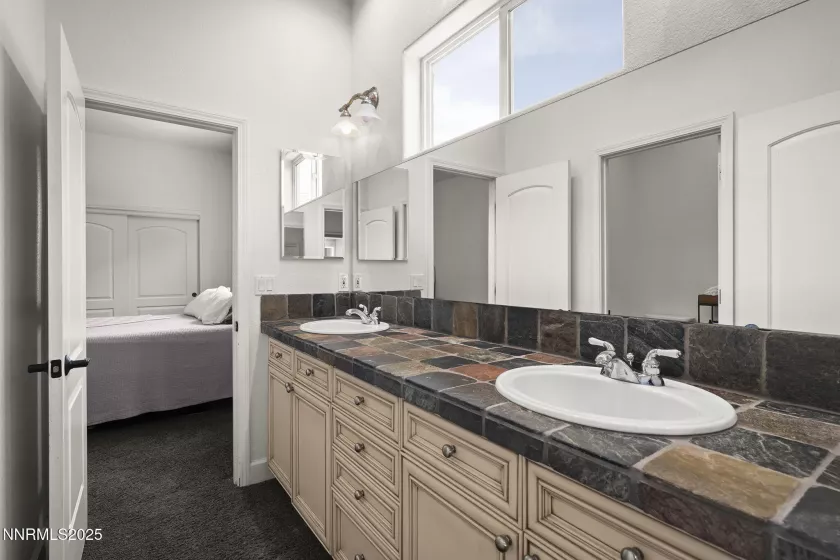 11665 Anthem, Sparks, Nevada 89441, 6 Bedrooms Bedrooms, ,5 BathroomsBathrooms,Residential,Residential,Anthem,250050665