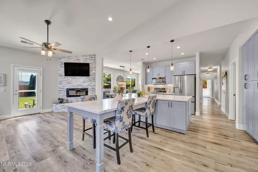4000 Kettle Rock, Reno, Nevada 89508, 6 Bedrooms Bedrooms, ,3 BathroomsBathrooms,Residential,Residential,Kettle Rock,250050701