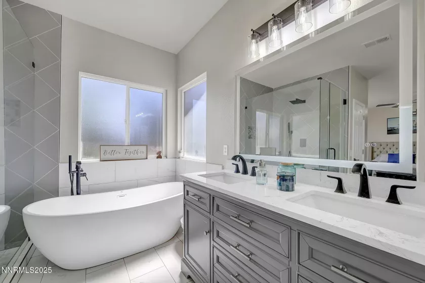4000 Kettle Rock, Reno, Nevada 89508, 6 Bedrooms Bedrooms, ,3 BathroomsBathrooms,Residential,Residential,Kettle Rock,250050701