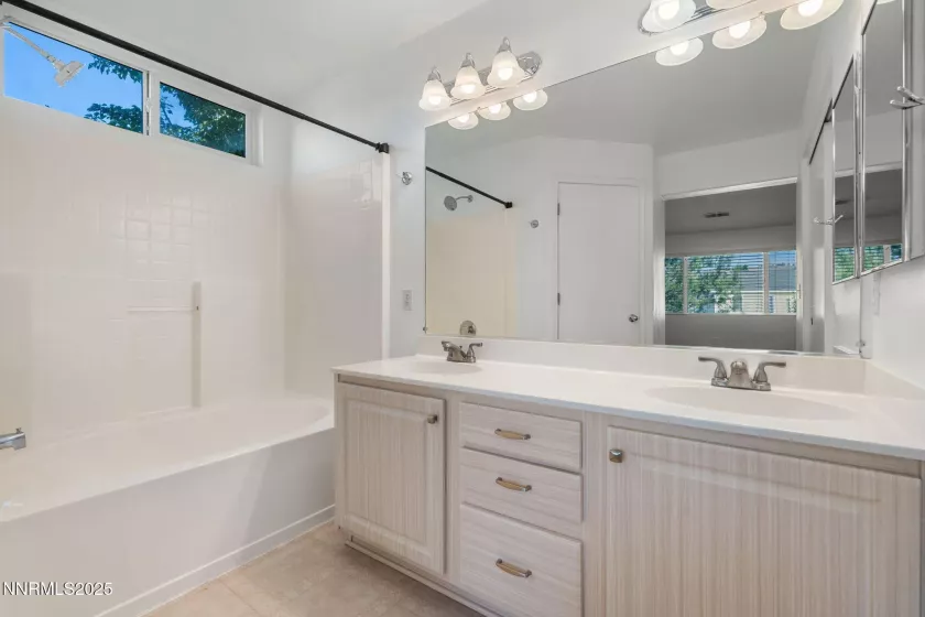 5170 Lorenzo, Sparks, Nevada 89436, 3 Bedrooms Bedrooms, ,3 BathroomsBathrooms,Residential,Residential,Lorenzo,250050717