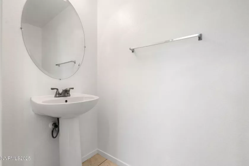 5170 Lorenzo, Sparks, Nevada 89436, 3 Bedrooms Bedrooms, ,3 BathroomsBathrooms,Residential,Residential,Lorenzo,250050717