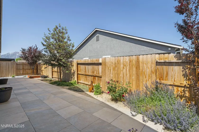 1661 BUTTONWILLOW, Minden, Nevada 89423, 3 Bedrooms Bedrooms, ,2 BathroomsBathrooms,Residential,Residential,BUTTONWILLOW,250050720