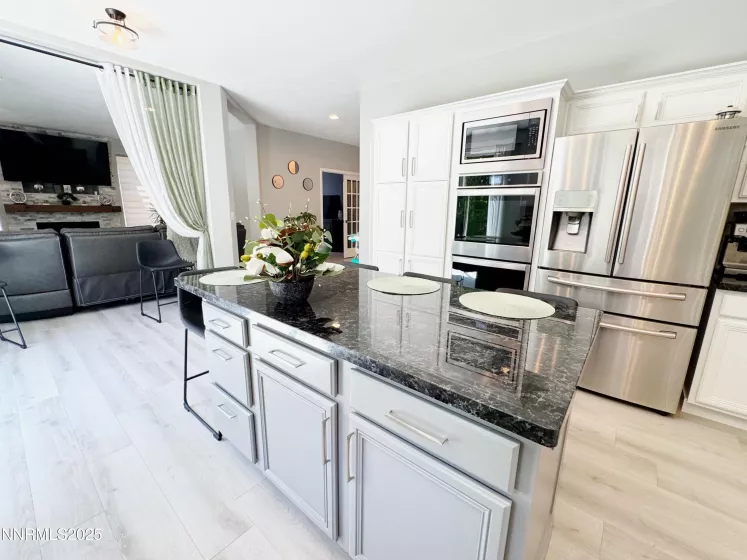 6726 Runnymede, Sparks, Nevada 89436, 4 Bedrooms Bedrooms, ,3 BathroomsBathrooms,Residential,Residential,Runnymede,250050723