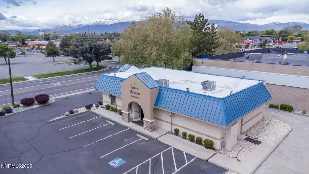 480 Prater, Sparks, Nevada 89431, ,Commercial Sale,Residential,Prater,250050724