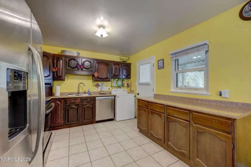 151 Quail, Sparks, Nevada 89431, 3 Bedrooms Bedrooms, ,1 BathroomBathrooms,Residential,Residential,Quail,250050725
