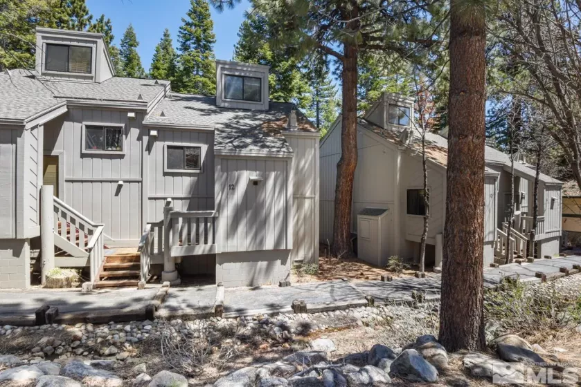696 Village, Incline Village, Nevada 89451, 2 Bedrooms Bedrooms, ,2 BathroomsBathrooms,Residential,Residential,Village,240010681