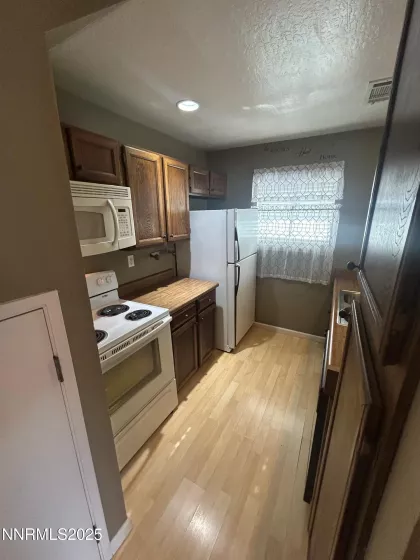 3148 Bristle Branch, Sparks, Nevada 89434, 2 Bedrooms Bedrooms, ,2 BathroomsBathrooms,Residential Lease,Manufactured,Bristle Branch,250050734