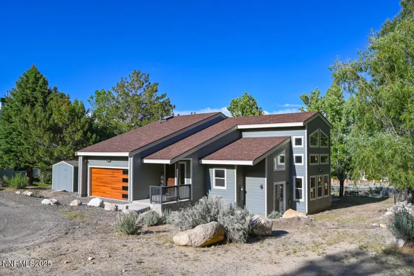 1147 Autumn Hills, Gardnerville, Nevada 89460, 3 Bedrooms Bedrooms, ,3 BathroomsBathrooms,Residential,Residential,Autumn Hills,250050743