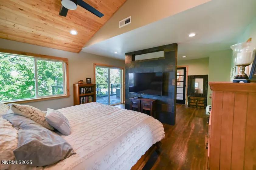 1147 Autumn Hills, Gardnerville, Nevada 89460, 3 Bedrooms Bedrooms, ,3 BathroomsBathrooms,Residential,Residential,Autumn Hills,250050743