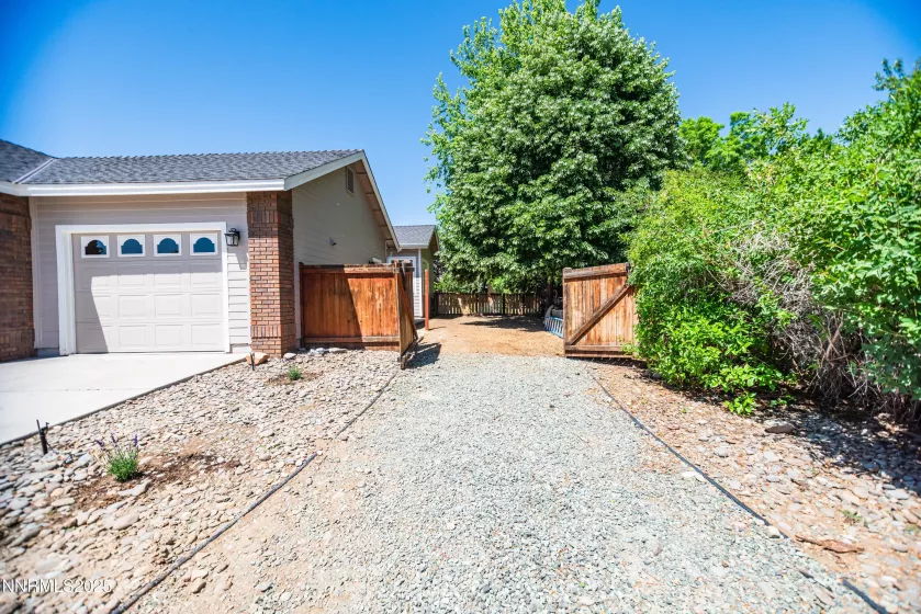 867 Mahogany, Minden, Nevada 89423, 3 Bedrooms Bedrooms, ,2 BathroomsBathrooms,Residential,Residential,Mahogany,250050744
