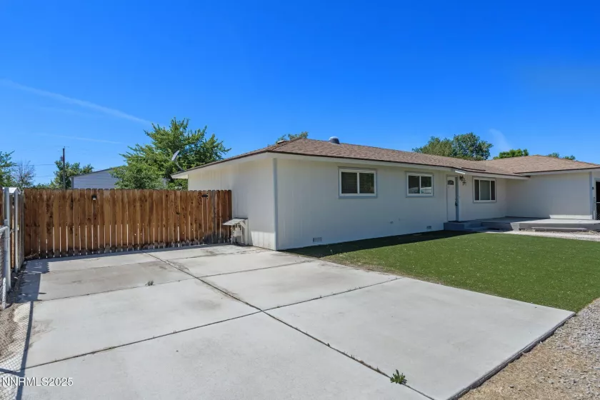 295 Sandia, Fernley, Nevada 89408, 3 Bedrooms Bedrooms, ,2 BathroomsBathrooms,Residential,Residential,Sandia,250050746