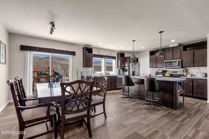 7410 Beech, Silver Springs, Nevada 89429, 3 Bedrooms Bedrooms, ,2 BathroomsBathrooms,Residential,Residential,Beech,250050747