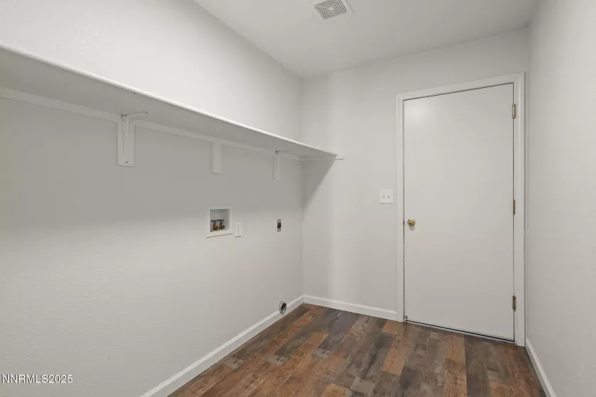 7519 Cezanne, Sun Valley, Nevada 89433, 3 Bedrooms Bedrooms, ,2 BathroomsBathrooms,Residential,Residential,Cezanne,250050749