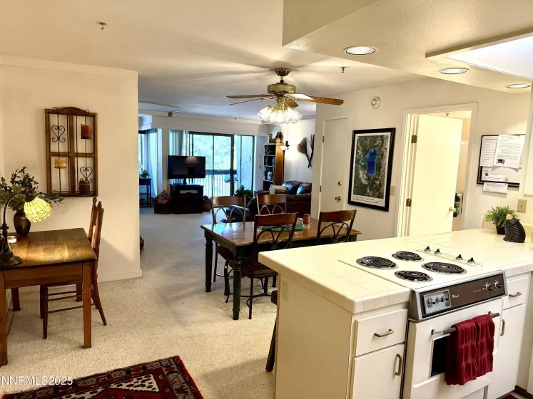 333 Ski, Incline Village, Nevada 89451, 1 Bedroom Bedrooms, ,2 BathroomsBathrooms,Residential,Residential,Ski,250050756
