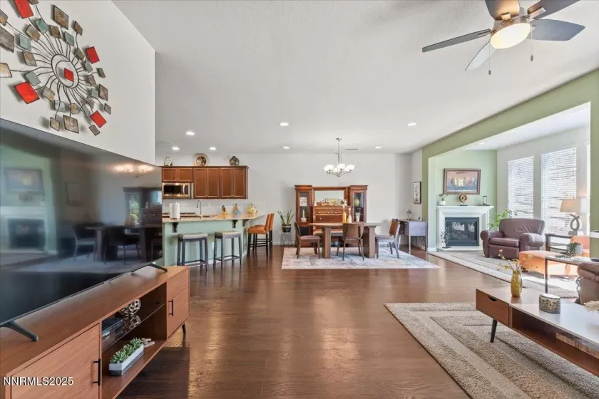 1380 Wakefield, Reno, Nevada 89523, 3 Bedrooms Bedrooms, ,2 BathroomsBathrooms,Residential,Residential,Wakefield,250050769