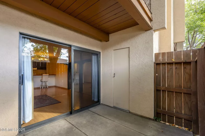 2700 Plumas, Reno, Nevada 89509, 1 Bedroom Bedrooms, ,1 BathroomBathrooms,Residential,Residential,Plumas,250050760