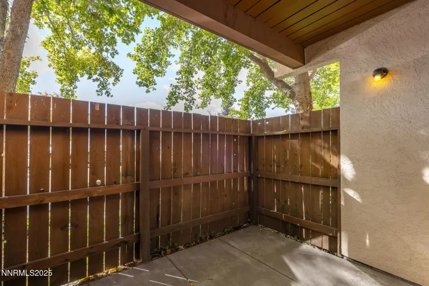 2700 Plumas, Reno, Nevada 89509, 1 Bedroom Bedrooms, ,1 BathroomBathrooms,Residential,Residential,Plumas,250050760