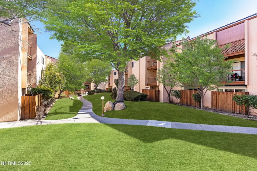 2700 Plumas, Reno, Nevada 89509, 1 Bedroom Bedrooms, ,1 BathroomBathrooms,Residential,Residential,Plumas,250050760