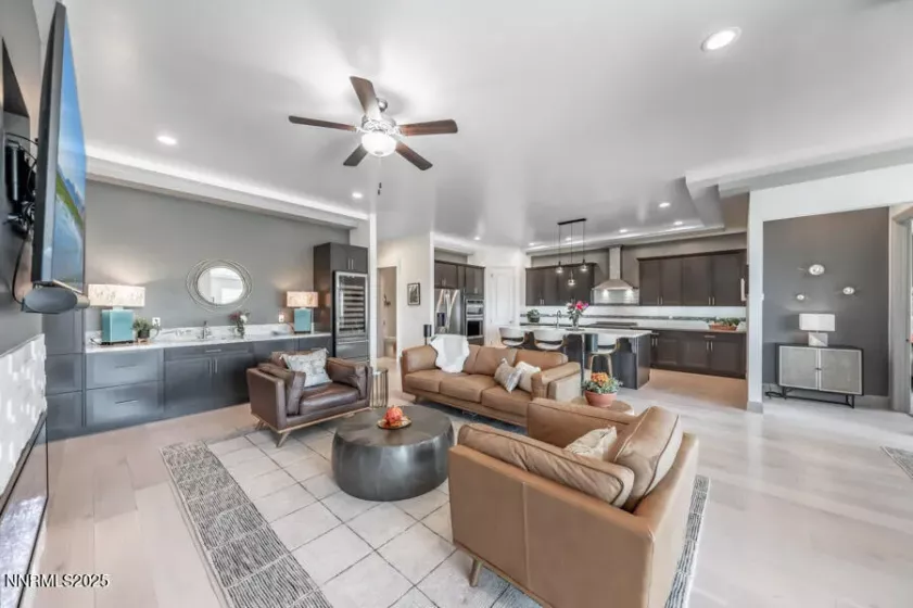 1536 Elk Run, Reno, Nevada 89523, 3 Bedrooms Bedrooms, ,4 BathroomsBathrooms,Residential,Residential,Elk Run,250050773