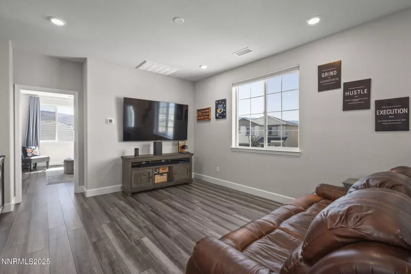 9754 Belville, Reno, Nevada 89521, 4 Bedrooms Bedrooms, ,3 BathroomsBathrooms,Residential,Residential,Belville,250050776